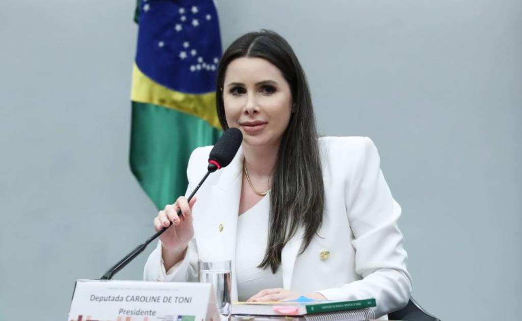 Presidente da CCJ, Deputada Caroline de Toni (PL-SC) - Fonte: Agência Câmara de Notícias - Foto: Bruno Spada/Câmara dos Deputados