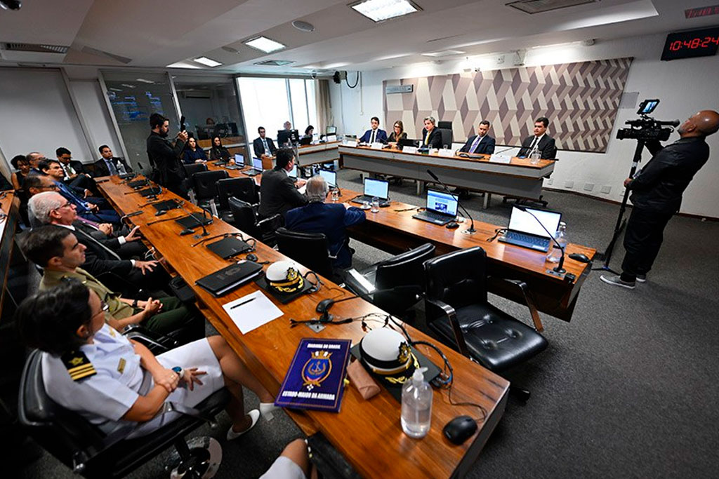 Em audiência na CCJ, representantes de magistrados, membros do MP e das Forças Armadas manifestaram oposição à PEC 3/2024 - Foto: Saulo Cruz/Agência Senado